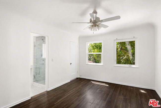 Building Photo - 7926 4th St