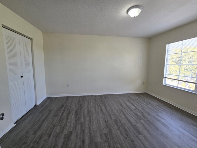 Building Photo - 4171 San Marino Blvd