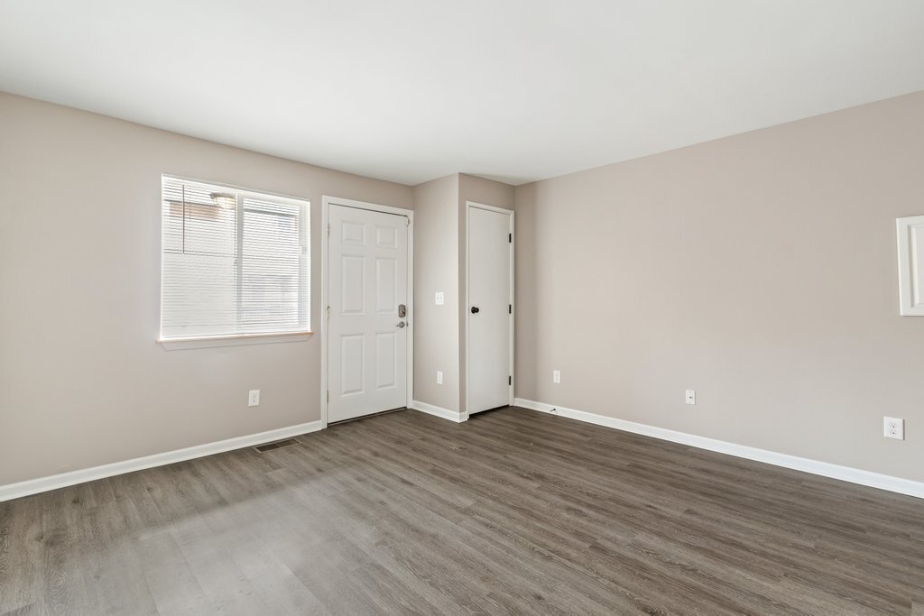 Living Room - 1327 Fair Ave