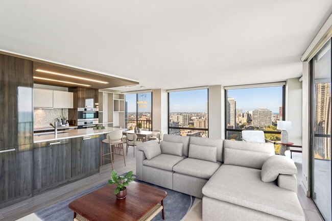 Building Photo - 345 W Fullerton Pkwy