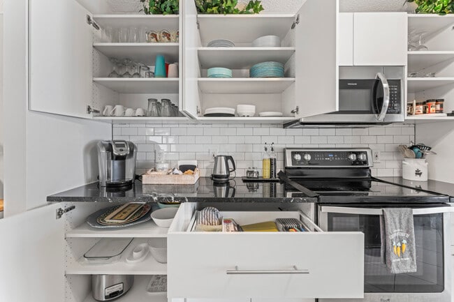 Building Photo - 8745 Sol Terrace