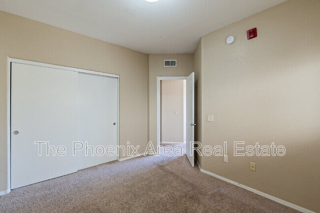 Building Photo - 3434 E Baseline Rd