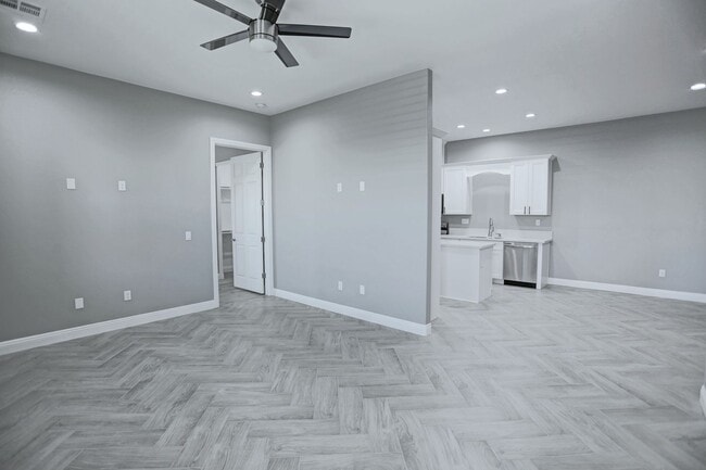 Building Photo - CALVADA VALLEY U3 - Galaxy Street