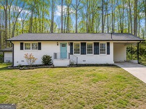Building Photo - 1540 Booze Mountain Rd