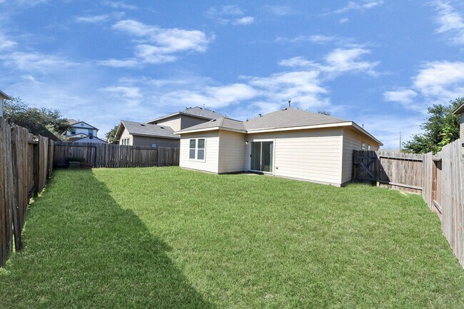 Building Photo - 11015 Harston Dr