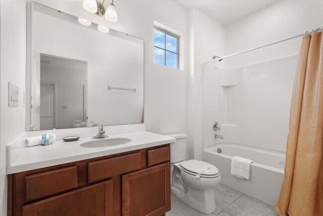 Building Photo - 301 Ballo Dr