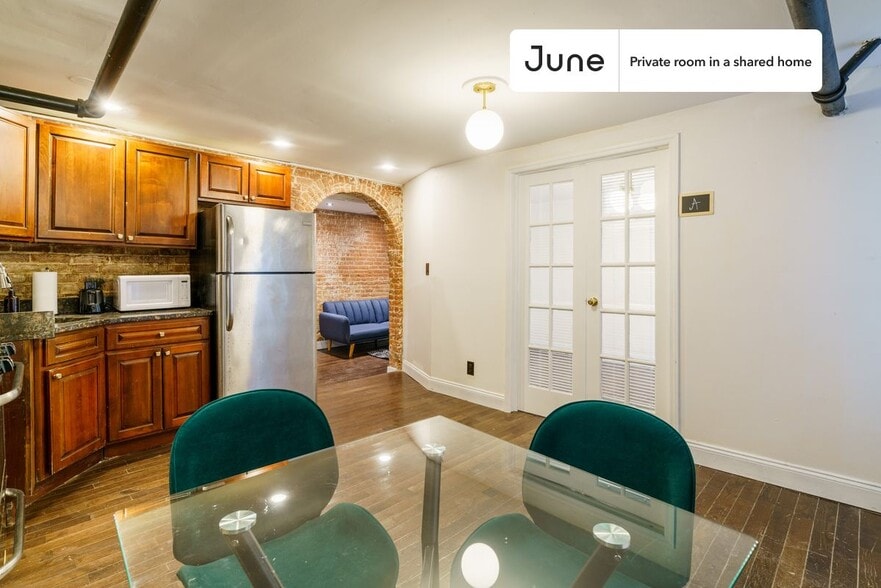 Building Photo - Room in Shared 5 bed/1.5 bath home in Bedford-Stuyvesant