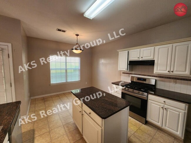 Building Photo - 1108 Colony Trail