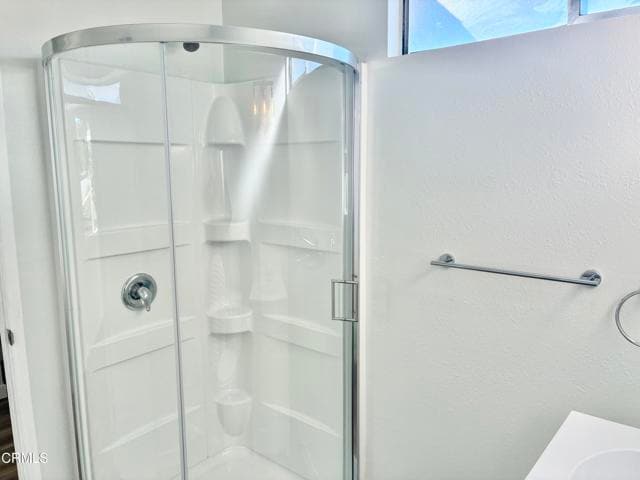 Building Photo - 75 Maxine Ave