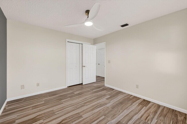 Building Photo - 341 11th Ave