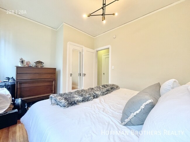 Building Photo - 606 N Spaulding Ave