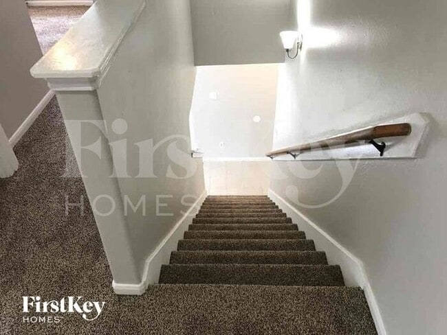 Building Photo - 17919 Greenbriar Park Dr