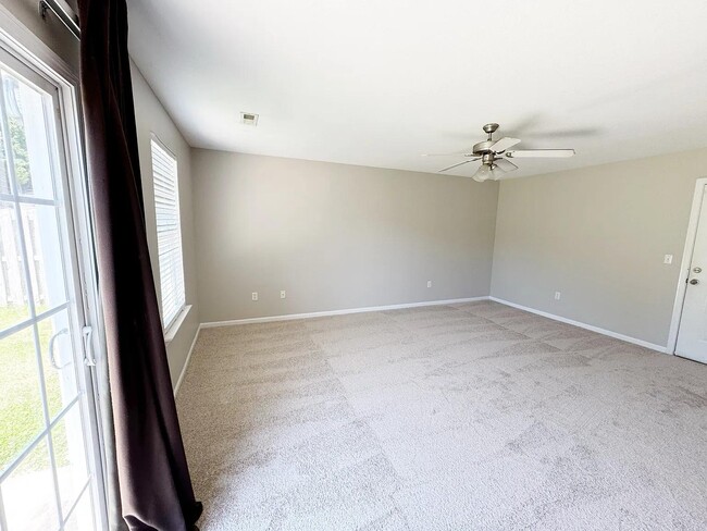 Building Photo - 606 Fountain Brook Ln