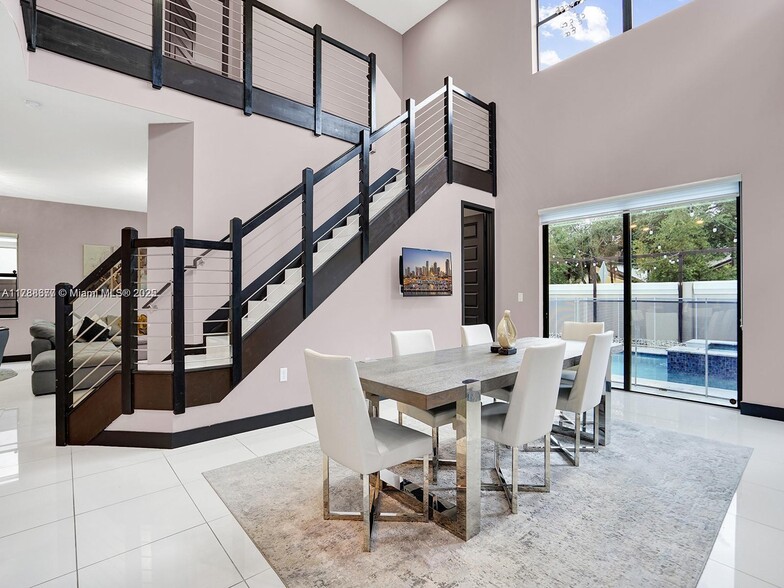 Building Photo - 8824 NW 154th Ter