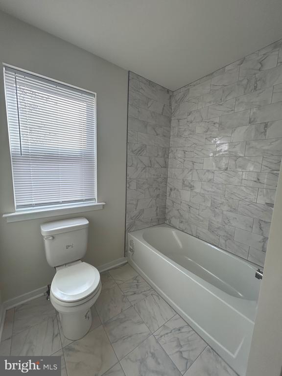Building Photo - 3856 Ridge Pike