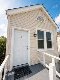 Building Photo - 4114 Avenue S 1/2