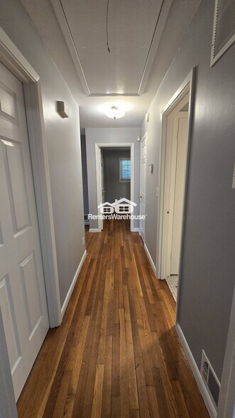 Building Photo - 1305 Panola Rd