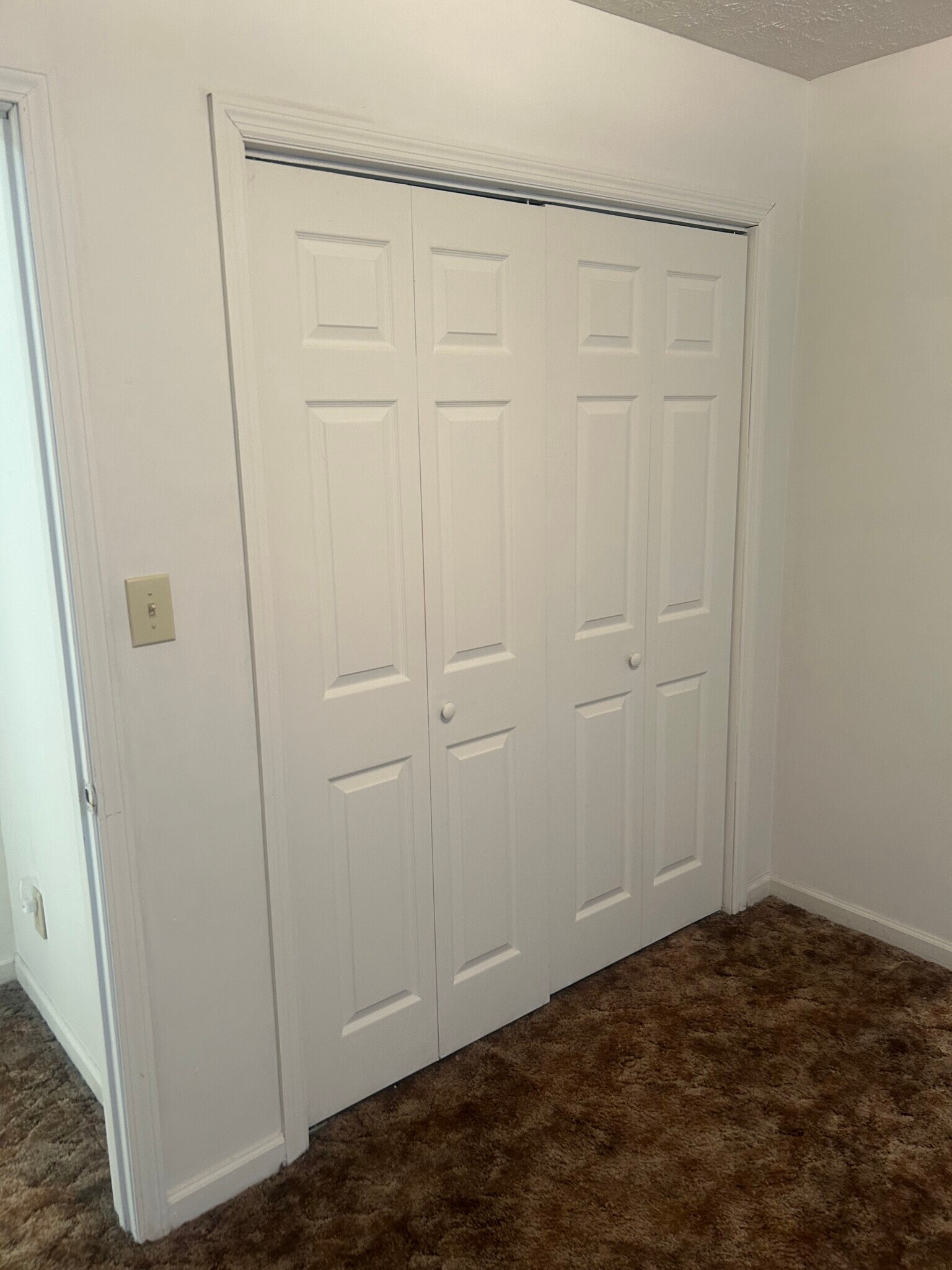 Building Photo - 244 Burkhardt Way