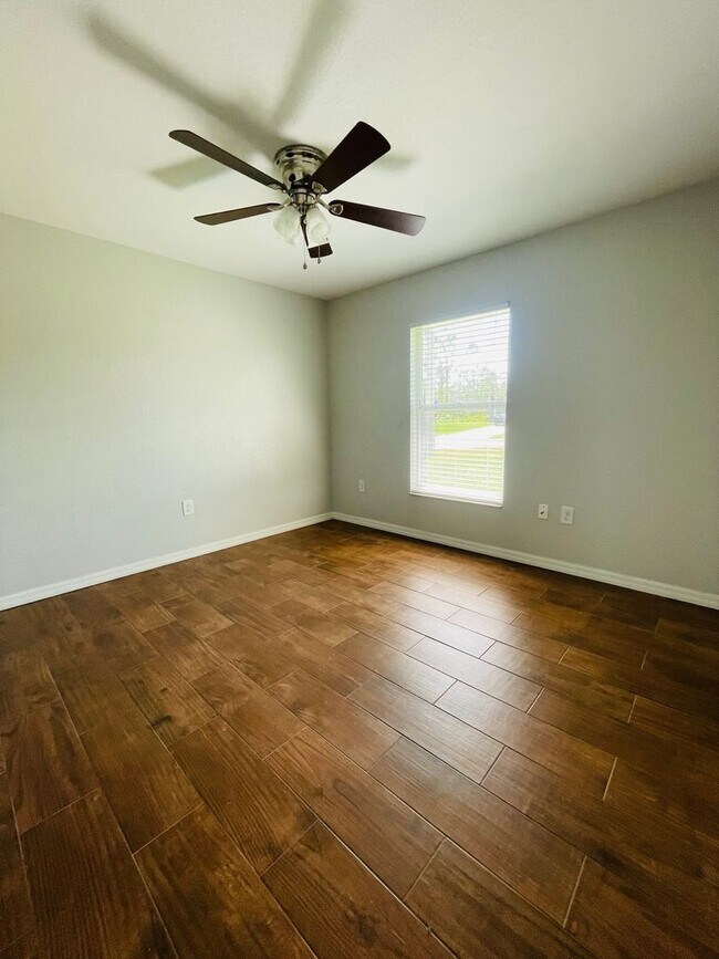 Building Photo - *UPDATED NORTH PORT 3/2/2 HOME*