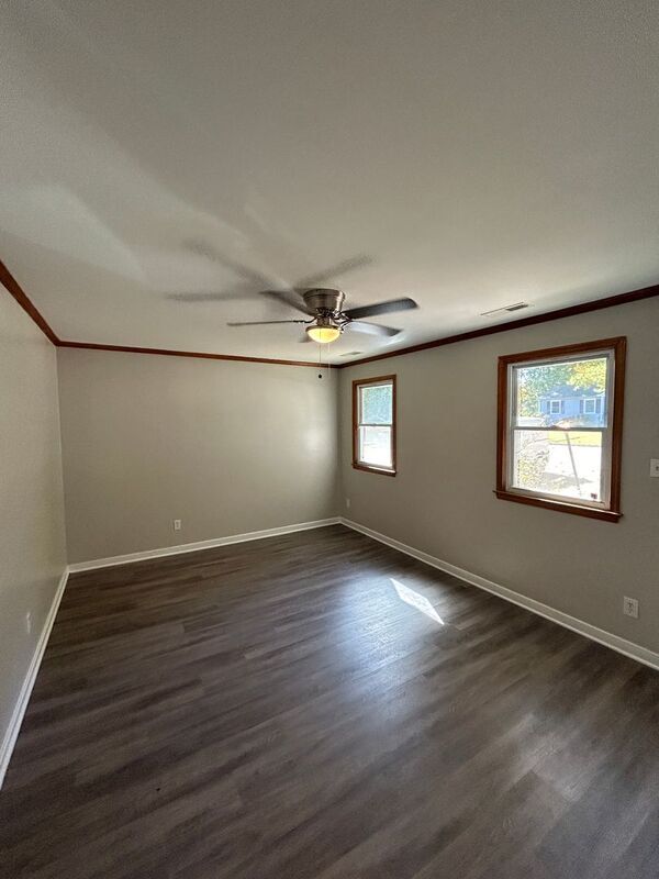 Building Photo - 2001 Old Iron Rd