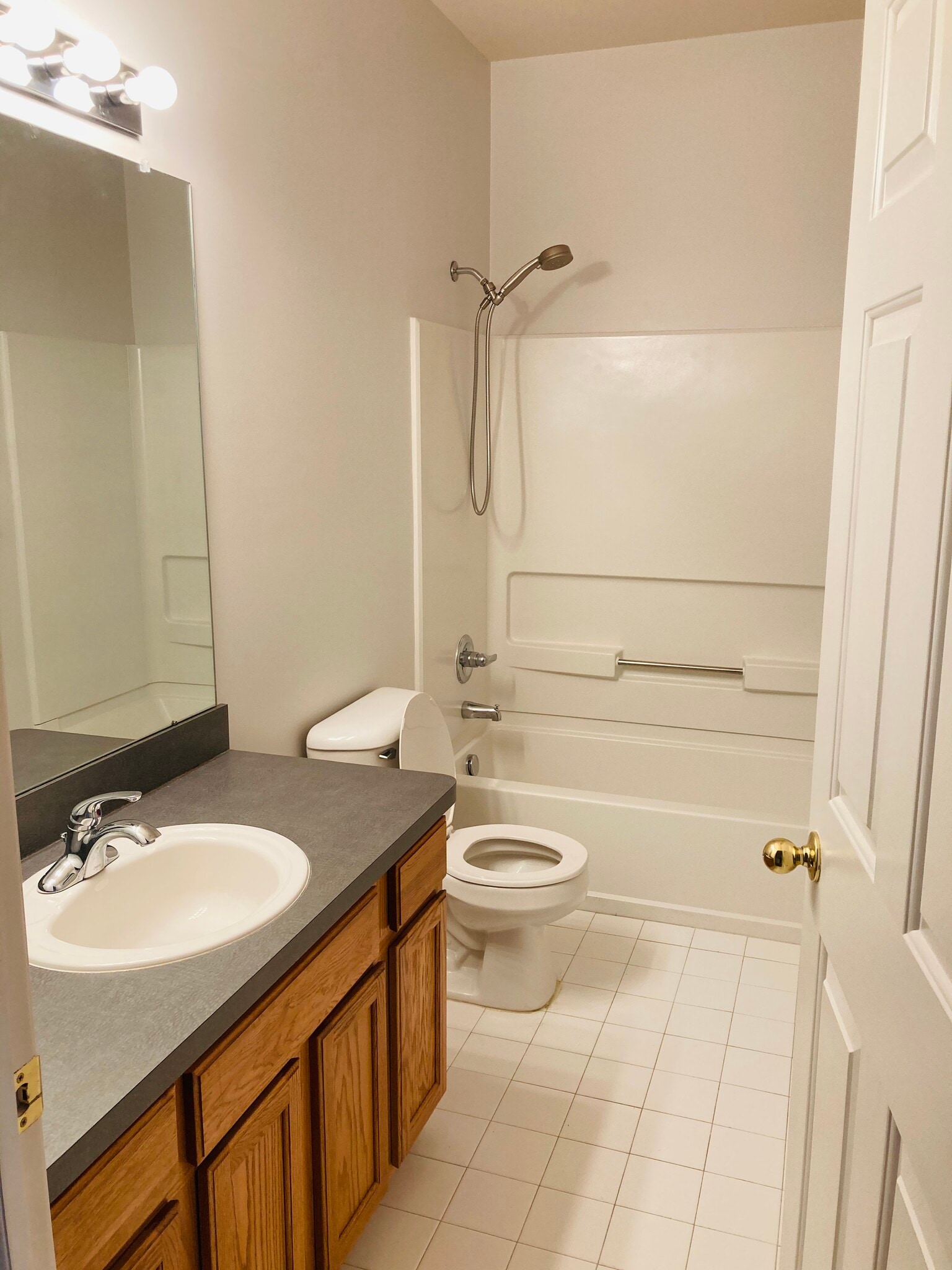 Building Photo - 1115 Alameda Blvd