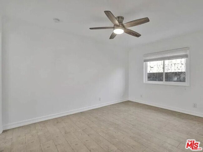 Building Photo - 28040 Ermine Pl