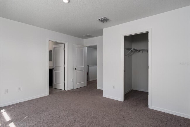 Building Photo - 6345 Willowside St