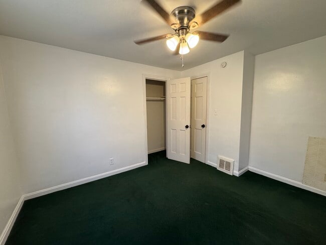 Building Photo - 133 16th St NE