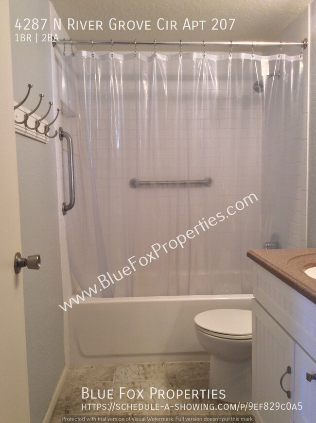 Building Photo - Beautiful Condo 10mins to UofA!