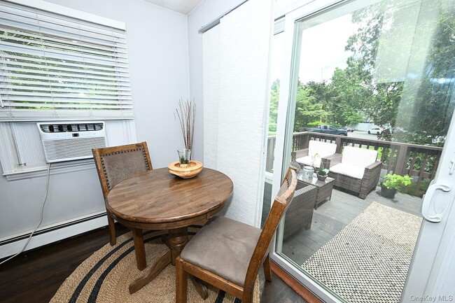 Building Photo - 3 New Castle Dr