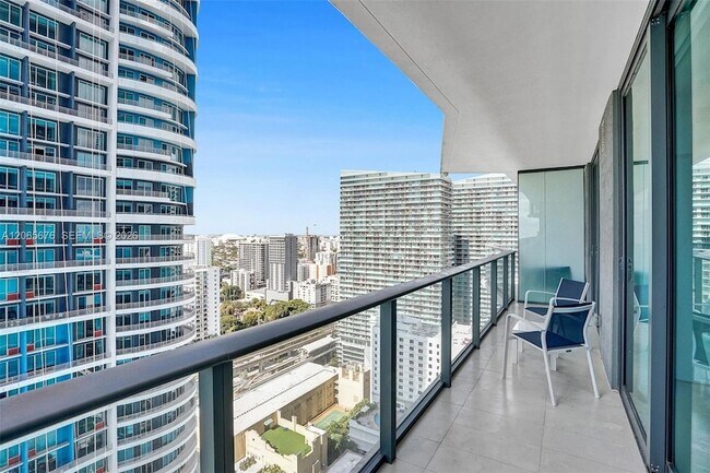 Building Photo - 1300 S Miami Ave