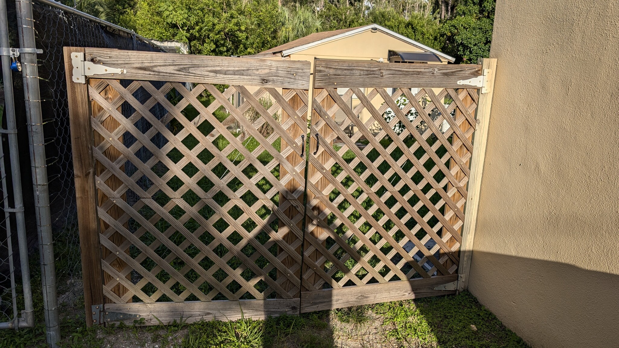 Building Photo - 3232 Carrington Dr