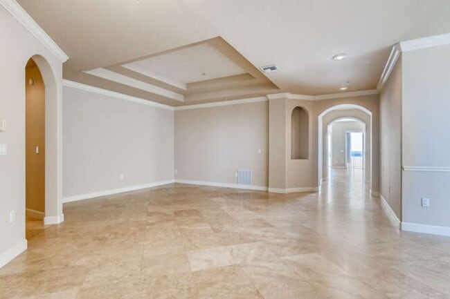 Building Photo - Vizcaya Heights Condos