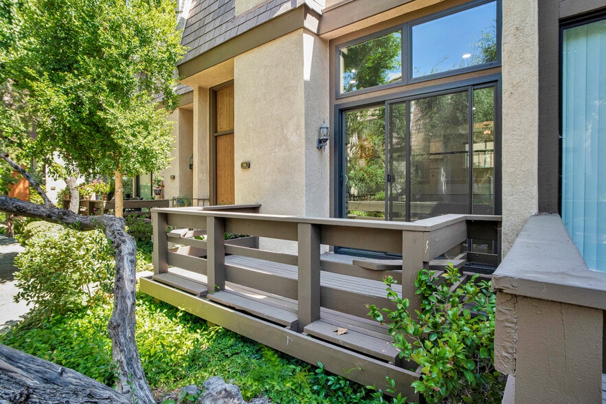 Front View Patio - 9000 Vanalden Ave