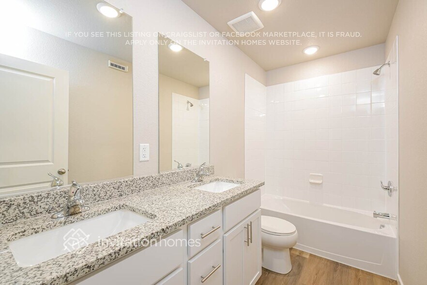 Building Photo - 7215 Dolores Ave