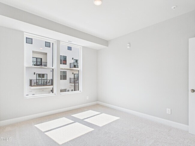 Building Photo - 1251 Shaw View Aly