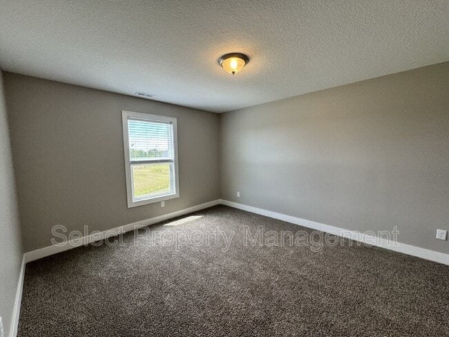 Building Photo - 12367 Speranza Dr