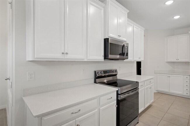 Building Photo - 4108 Solamor St