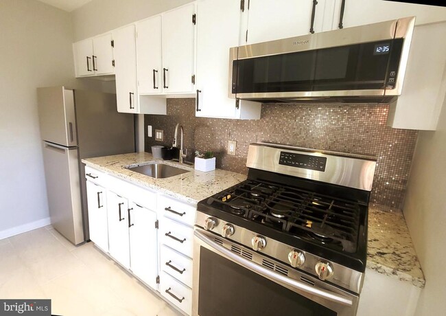 Building Photo - 1203 Belle View Blvd