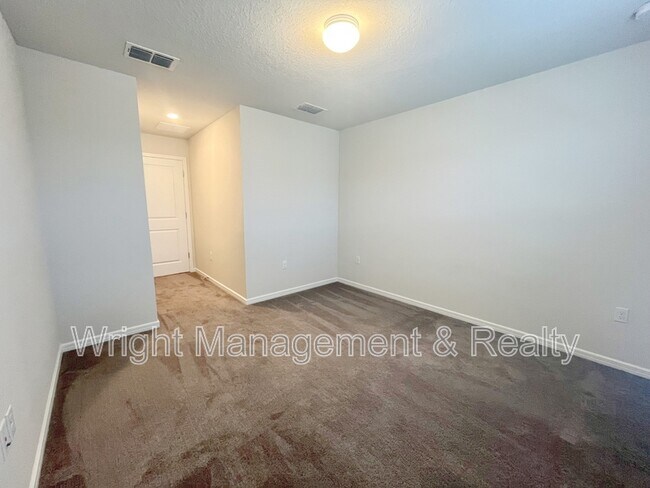 Building Photo - 31332 Amberview Bnd