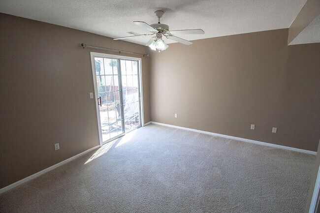 Building Photo - 4615 Brandon Woods St