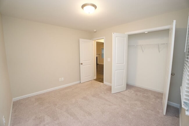 Building Photo - 2013 Belgrade-Swansboro Rd