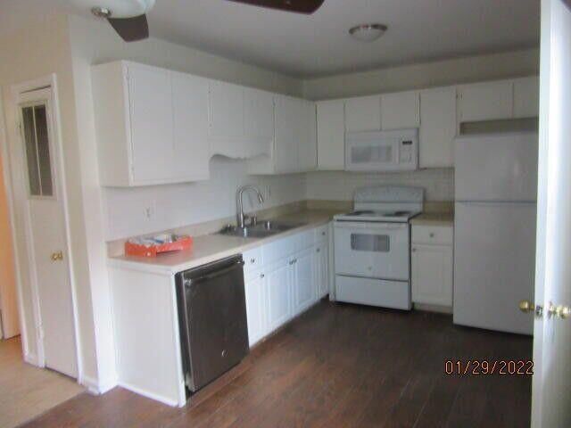 Building Photo - 5031 Chateau Ave