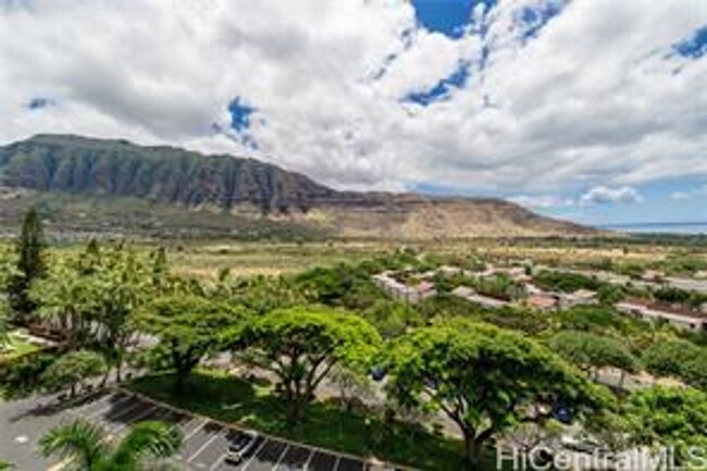 Building Photo - Makaha Valley Towers Furnished 1 Bedroom