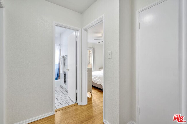 Building Photo - 3559 Sawtelle Blvd