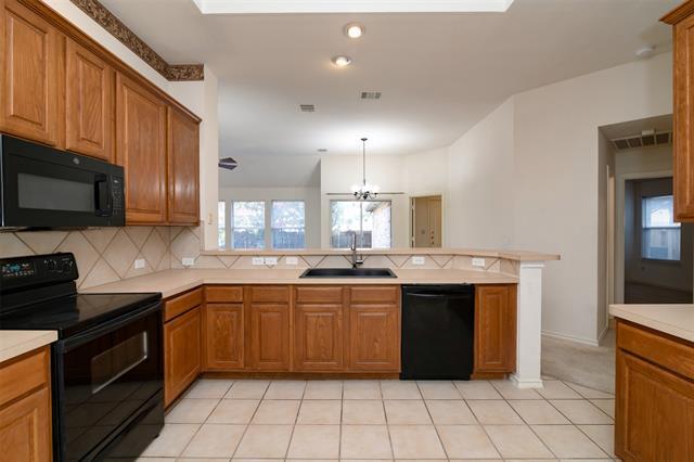 Building Photo - 1621 Oak Brook Ln
