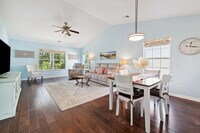 Building Photo - 1071 Blue Stem Dr