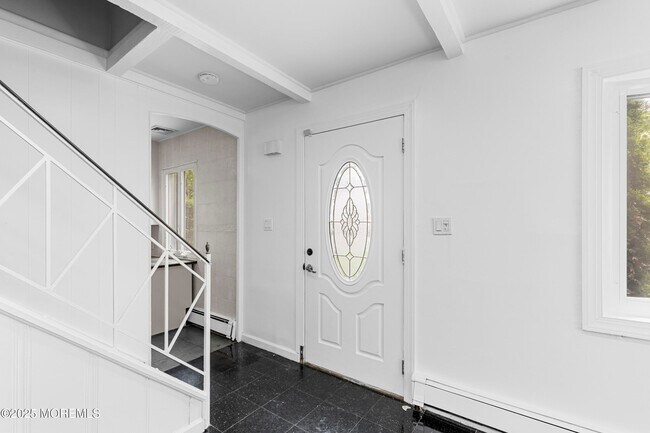 Building Photo - 297 Highland Ave