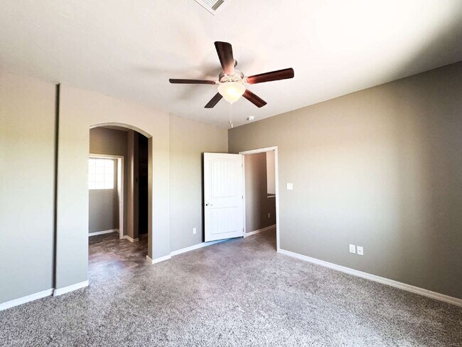 Building Photo - Spacious 4-Bed, 3-Bath Gem with 1804 Sq. F...