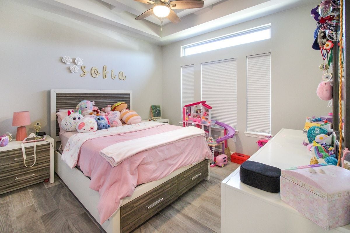 Building Photo - 4005 Water Lily Ave